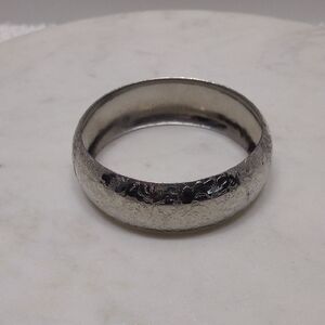 Silver Tone Metal Ornate Design Bangle Bracelet # BMS